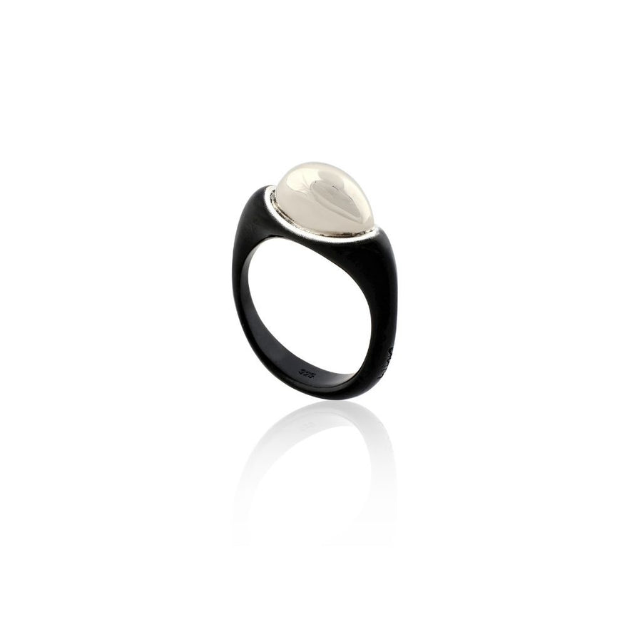 Isabella Ring in 925° black plated silver and 9K white gold